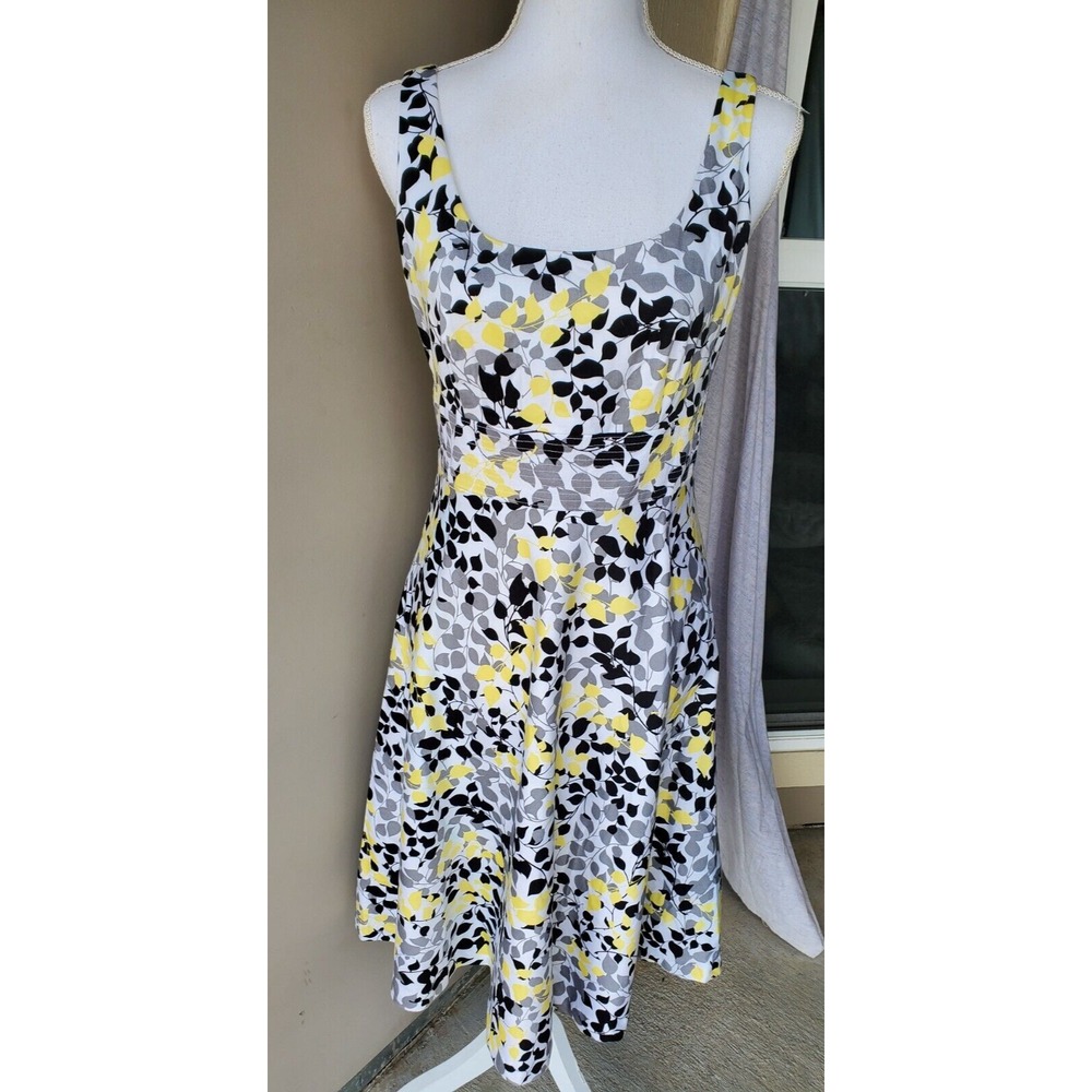 Petite Sophisticate Midi Dress Women 6P Black Yellow Floral Lined Midi Stretch